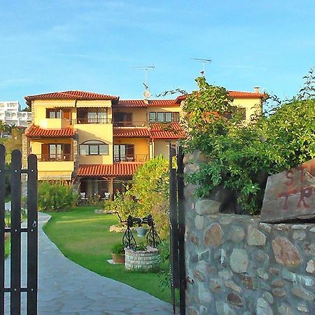 Studios Tripiti Nea Roda Exterior photo